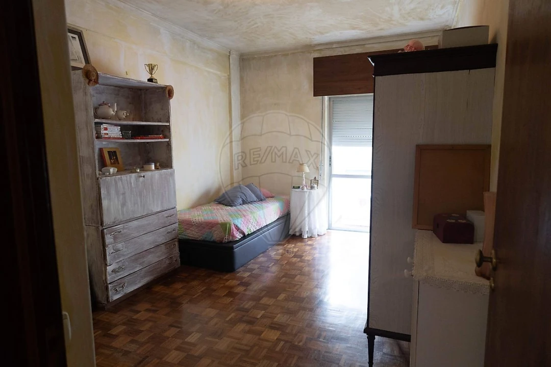 Apartamento T2 para Venda em Oeiras e São Julião da Barra, Paço de Arcos e Caxias Foto 7