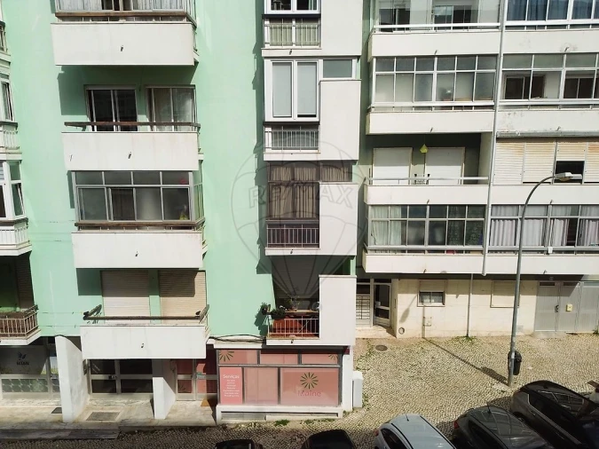 Apartamento T2 para Venda em Oeiras e São Julião da Barra, Paço de Arcos e Caxias Foto 5