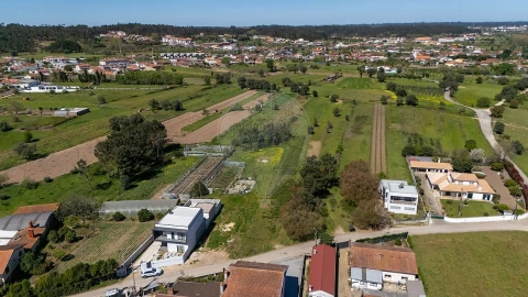 Terreno para Venda em Oiã