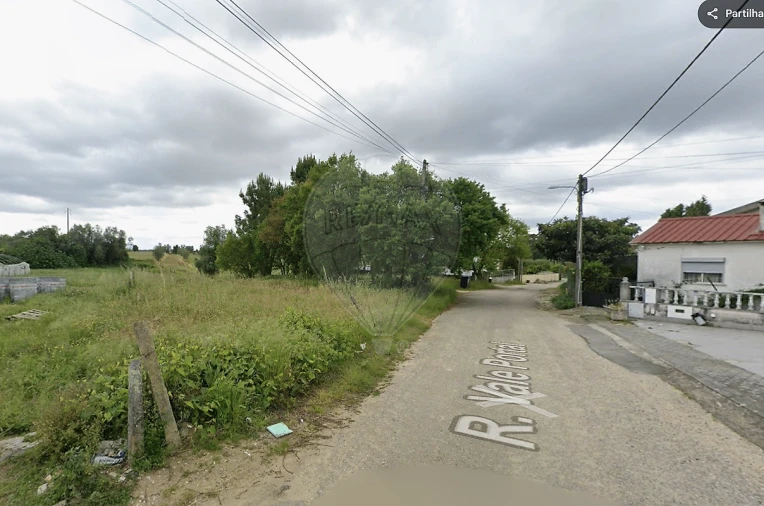 Terreno para Venda em Oiã