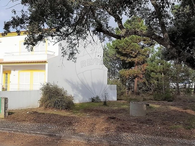 Terreno para Venda em Sesimbra (Castelo) Foto 1