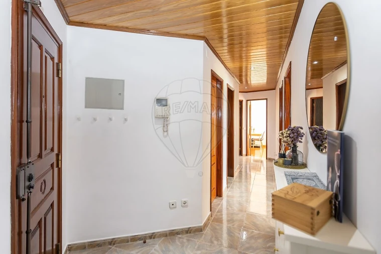 Apartamento T3 para Venda em Seixal, Arrentela e Aldeia de Paio Pires Foto 5