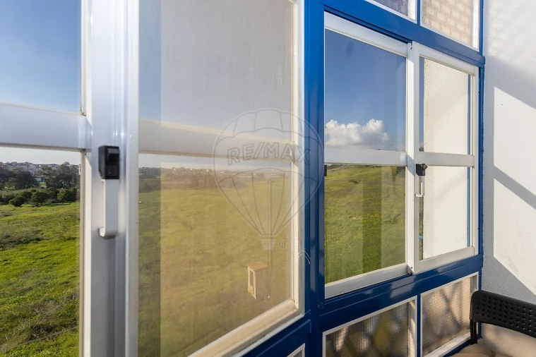 Apartamento T3 para Venda em Seixal, Arrentela e Aldeia de Paio Pires Foto 8