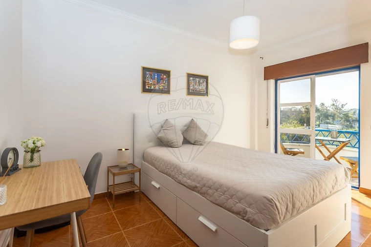 Apartamento T3 para Venda em Seixal, Arrentela e Aldeia de Paio Pires Foto 26