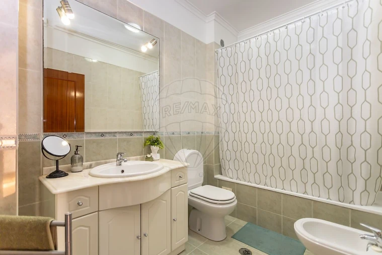 Apartamento T3 para Venda em Seixal, Arrentela e Aldeia de Paio Pires Foto 24