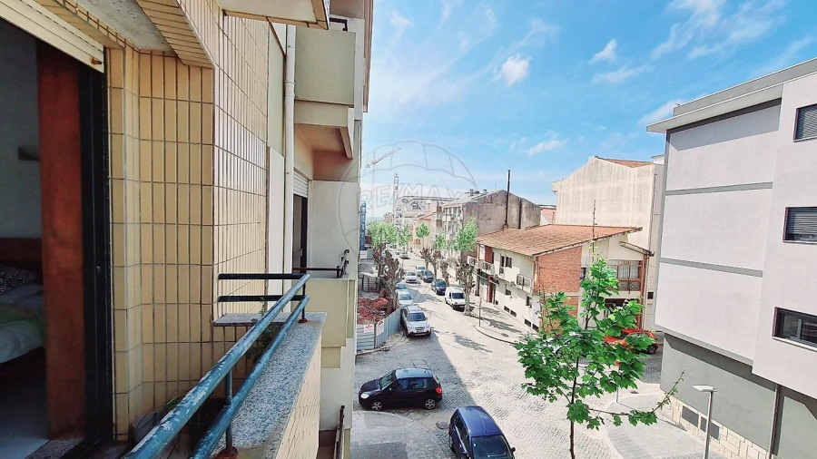 Apartamento T3 para Arrendamento em Espinho Foto 12