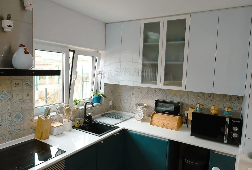 Moradia T2 para Venda em Dois Portos e Runa Foto 12