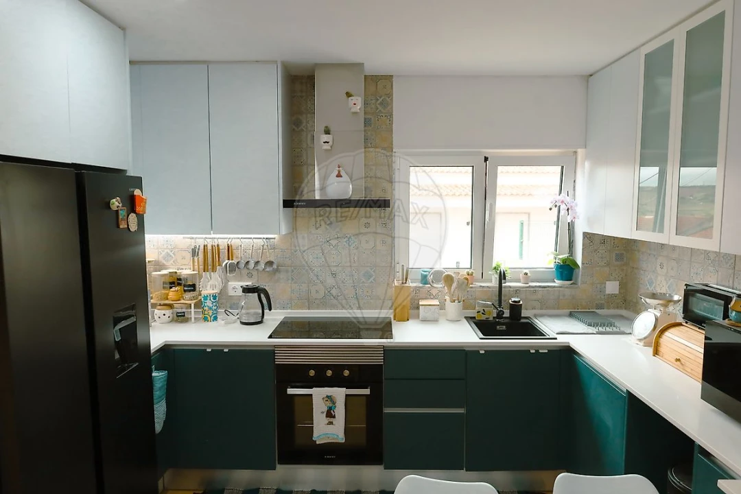 Moradia T2 para Venda em Dois Portos e Runa Foto 14