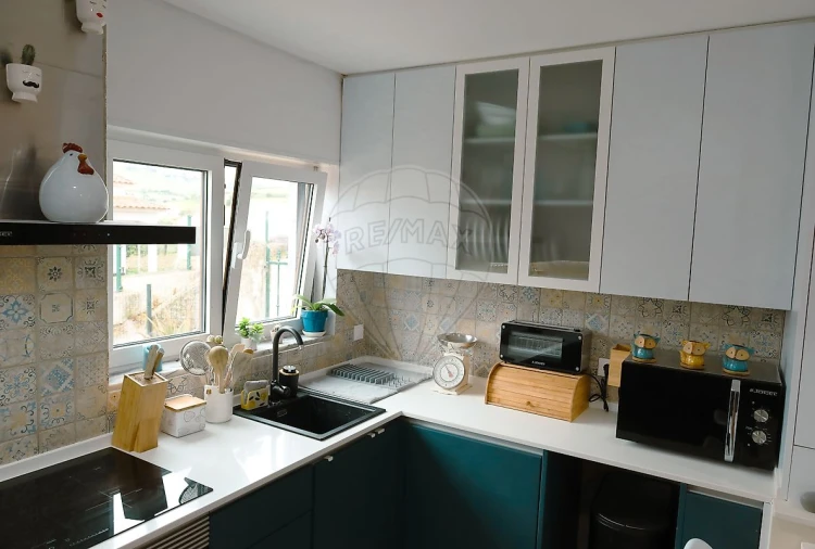 Moradia T2 para Venda em Dois Portos e Runa Foto 12