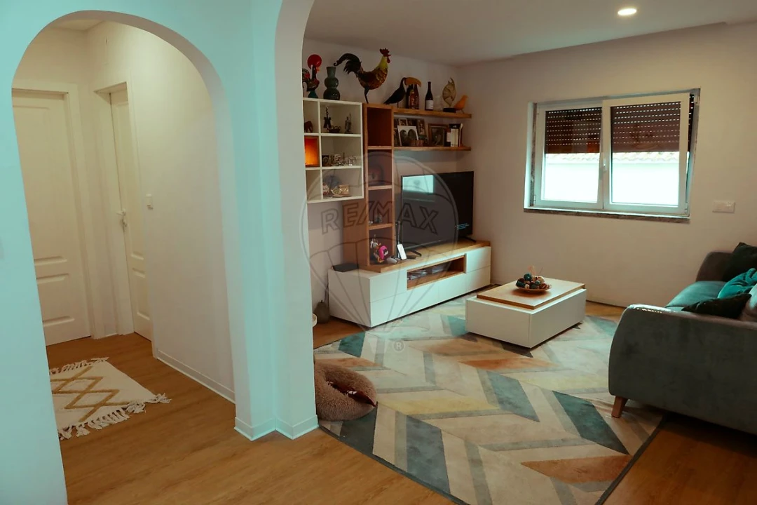 Moradia T2 para Venda em Dois Portos e Runa Foto 11