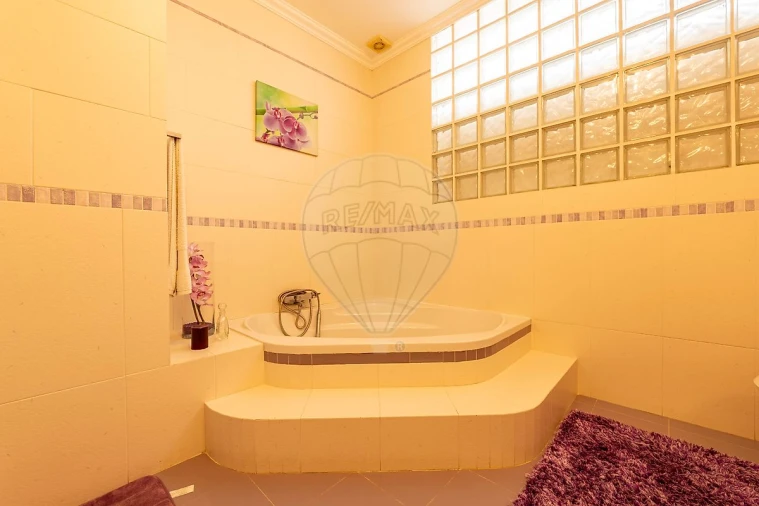 Moradia T3 para Venda em Landal Foto 21