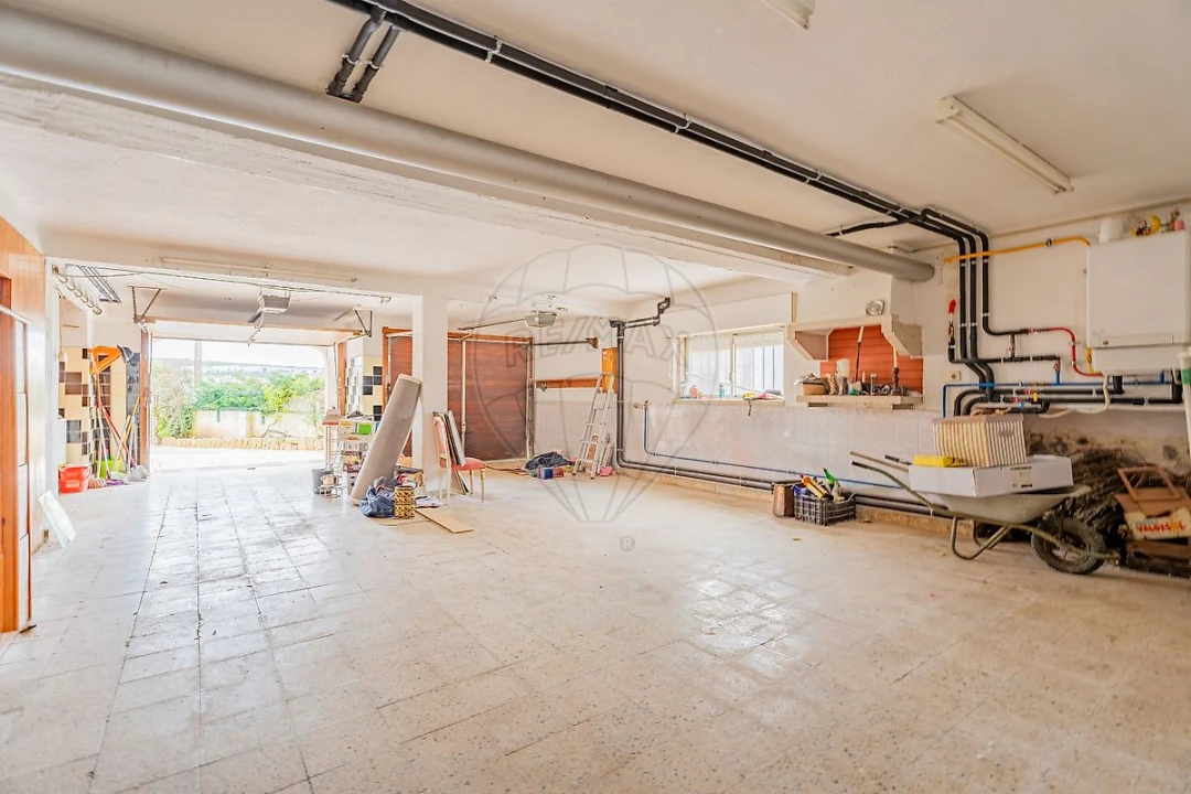 Moradia T6 para Arrendamento em Cacém e São Marcos Foto 7