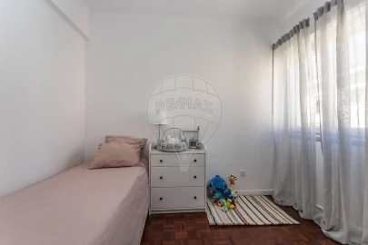 Apartamento T2 para Venda em Venteira