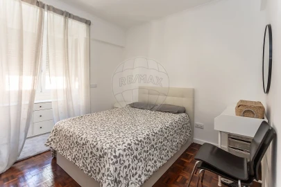 Apartamento T2 para Venda em Venteira