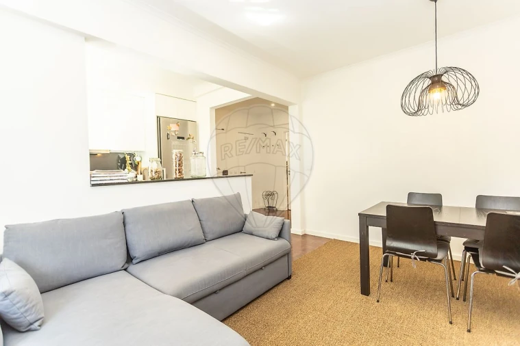 Apartamento T2 para Venda em Venteira Foto 29