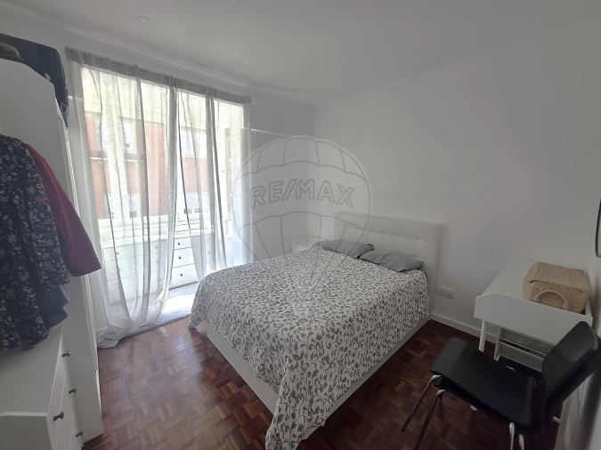 Apartamento T2 para Venda em Venteira Foto 2