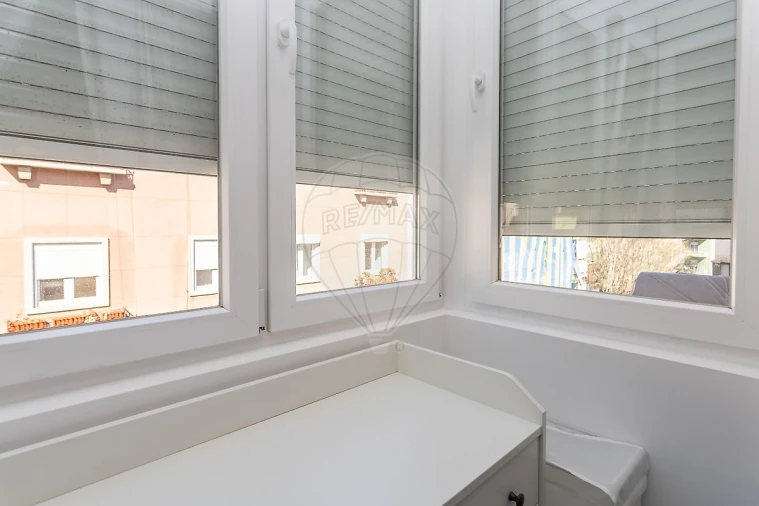 Apartamento T2 para Venda em Venteira Foto 9