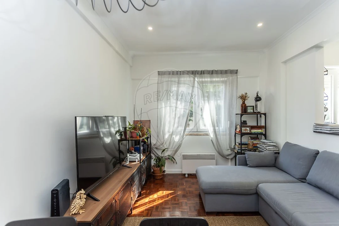 Apartamento T2 para Venda em Venteira Foto 21
