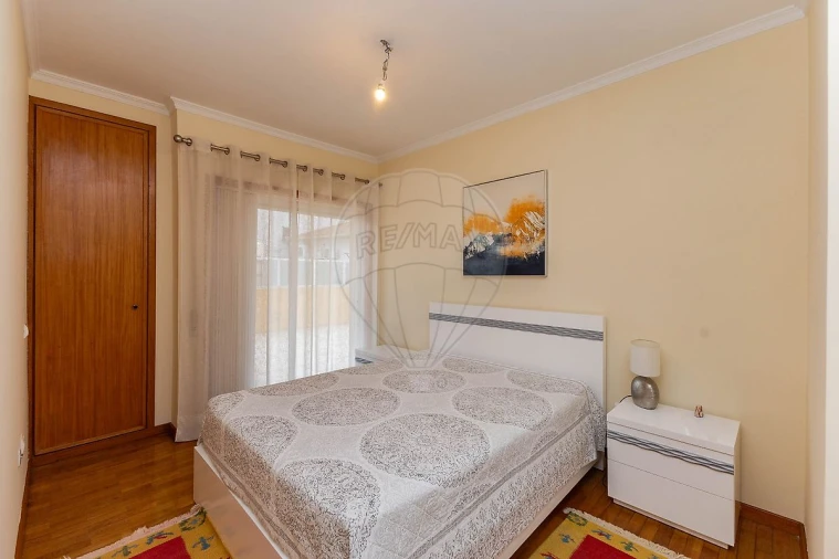 Apartamento T2 para Venda em Rio Tinto Foto 4