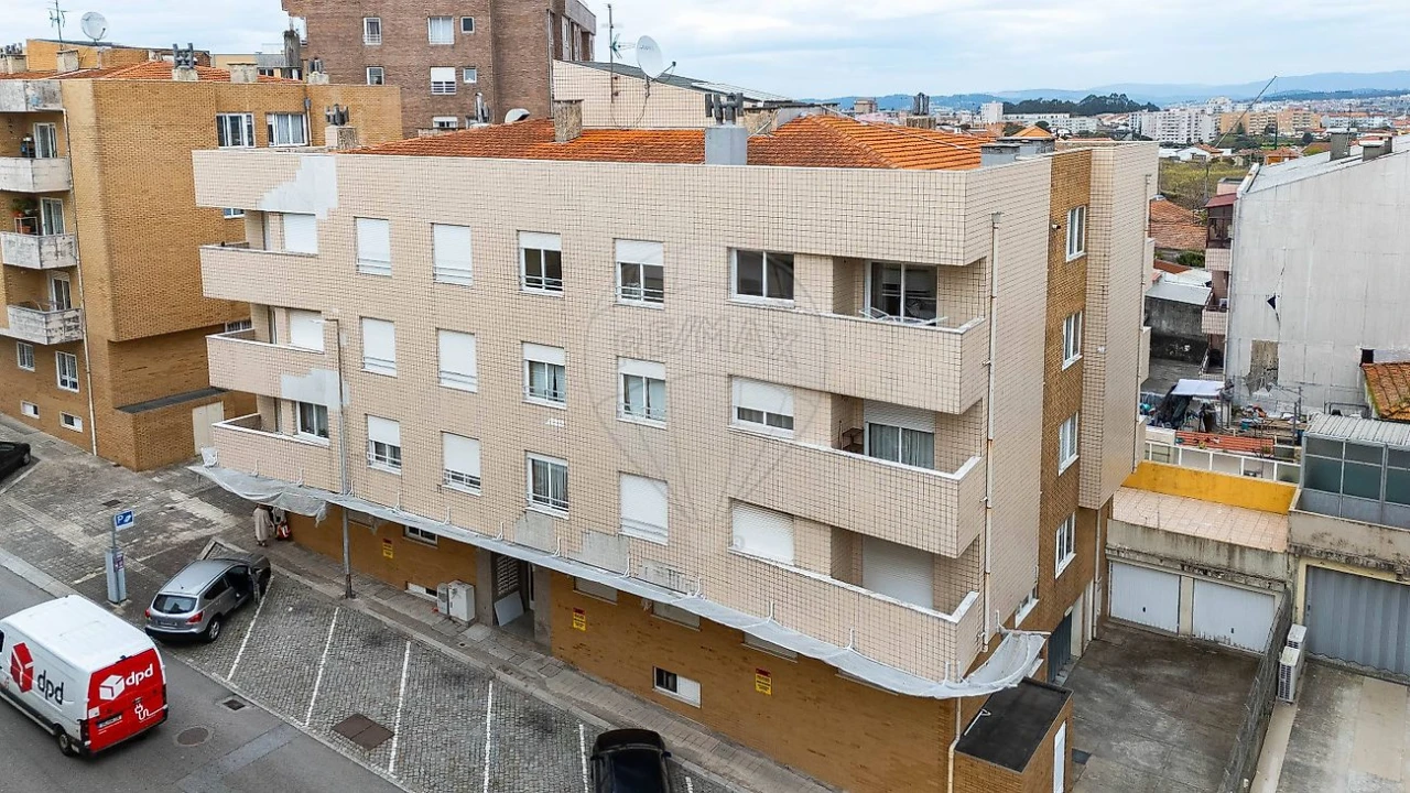 Apartamento T2 para Venda em Rio Tinto Foto 22