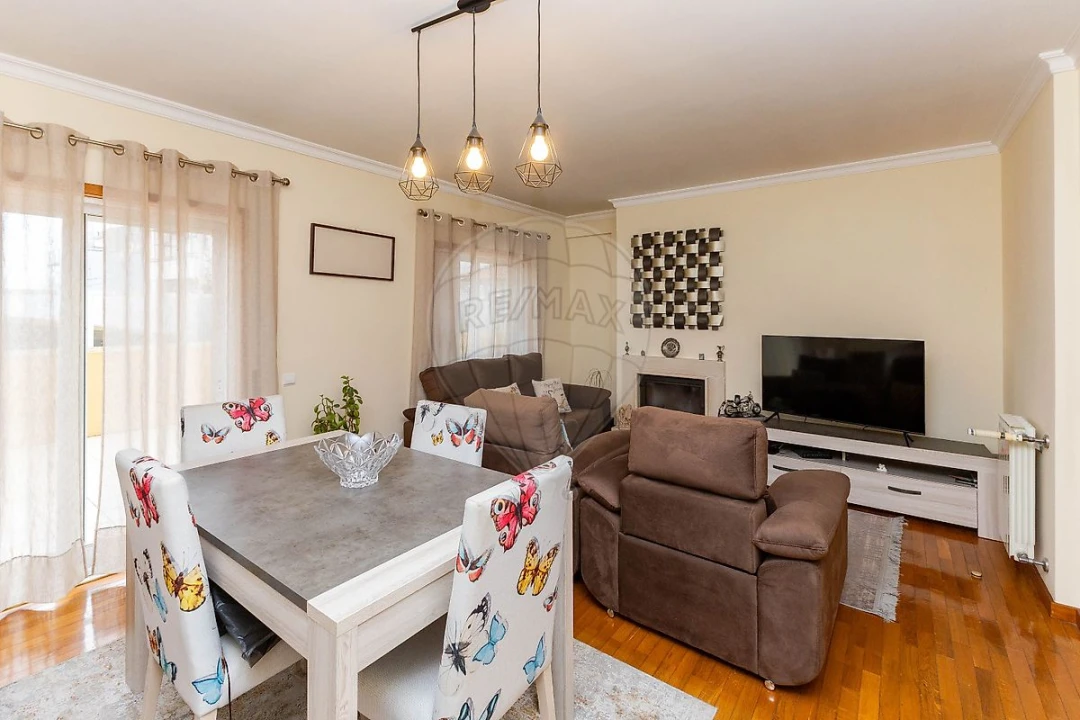 Apartamento T2 para Venda em Rio Tinto Foto 10