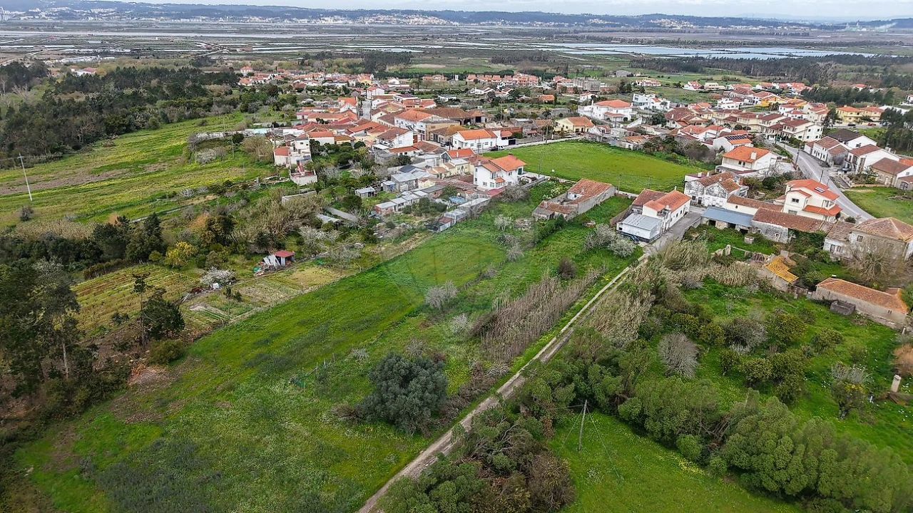 Terreno para Venda em Lavos Foto 19