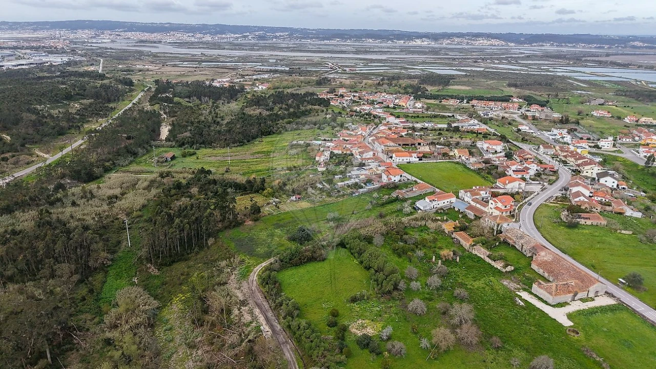 Terreno para Venda em Lavos Foto 7