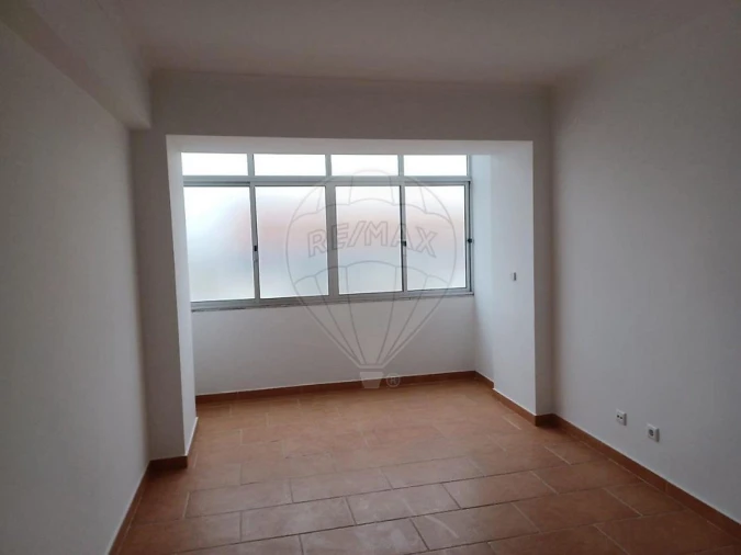 Apartamento T1 para Venda em Alto do Seixalinho, Santo André e Verderena Foto 4