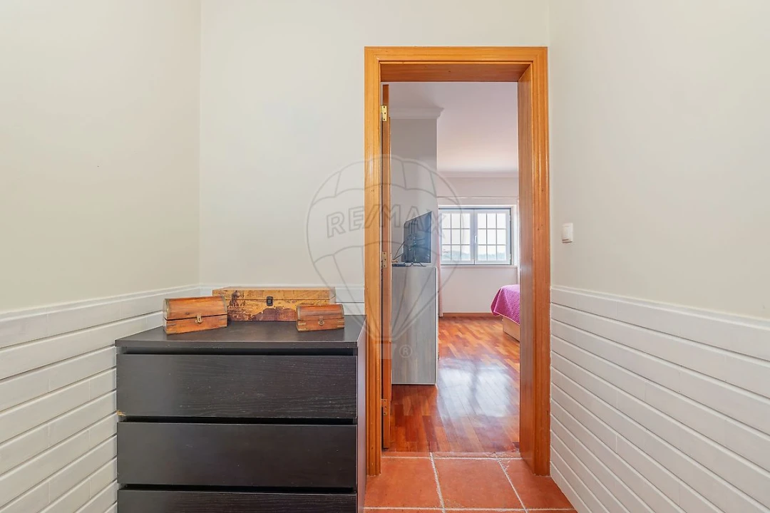 Moradia T3 para Venda em Azueira e Sobral da Abelheira Foto 18