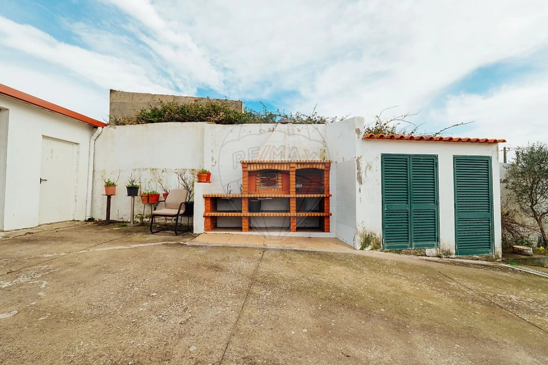 Moradia T3 para Venda em Azueira e Sobral da Abelheira Foto 4