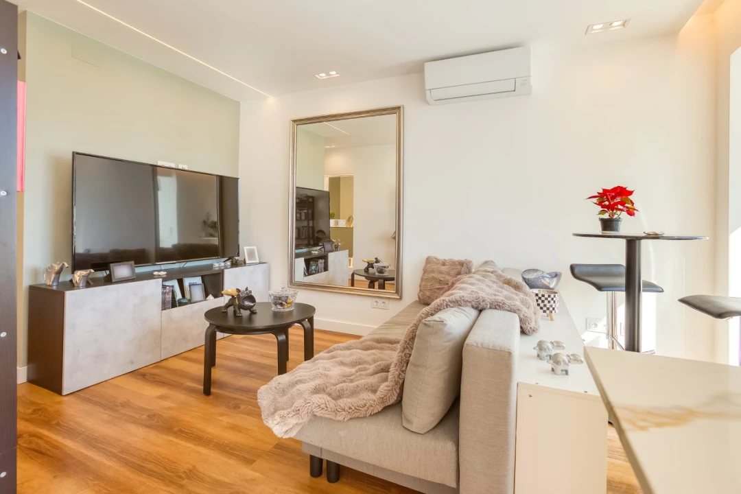 Apartamento T1 para Venda em Benfica Foto 3