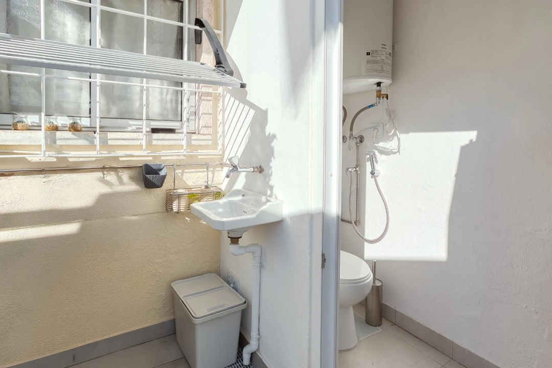 Apartamento T1 para Venda em Benfica Foto 19