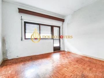 Prédio para Venda em Mafamude e Vilar do Paraíso