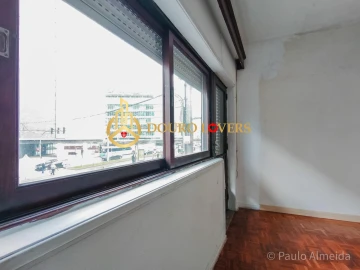 Prédio para Venda em Mafamude e Vilar do Paraíso