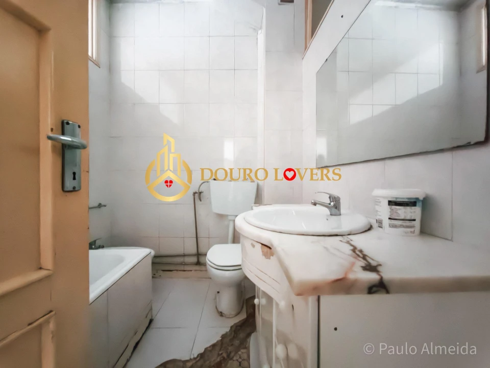 Prédio para Venda em Mafamude e Vilar do Paraíso Foto 16