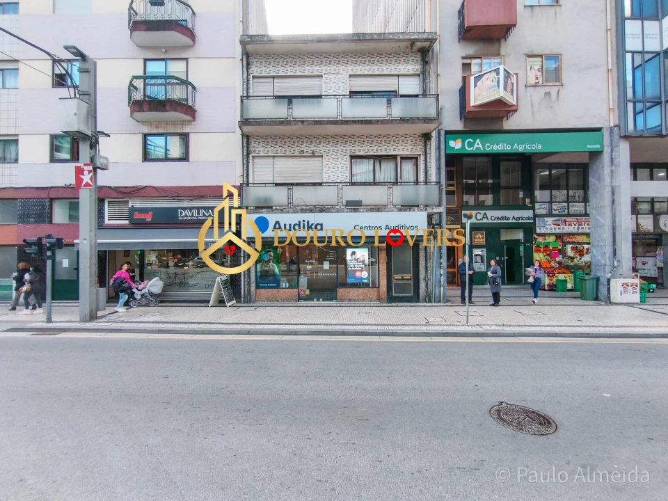 Prédio para Venda em Mafamude e Vilar do Paraíso Foto 2