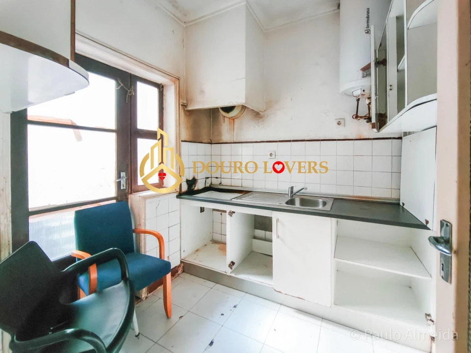 Prédio para Venda em Mafamude e Vilar do Paraíso Foto 9