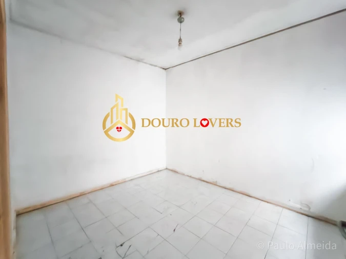 Prédio para Venda em Mafamude e Vilar do Paraíso Foto 8