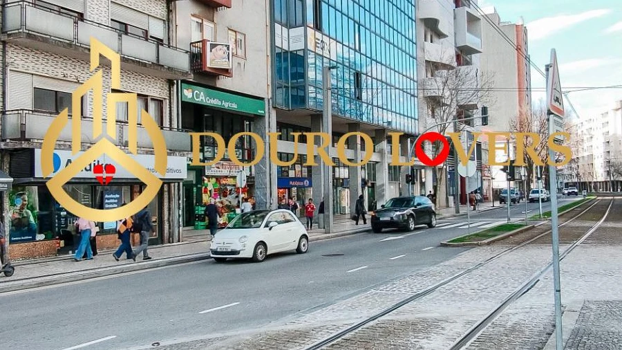 Prédio para Venda em Mafamude e Vilar do Paraíso