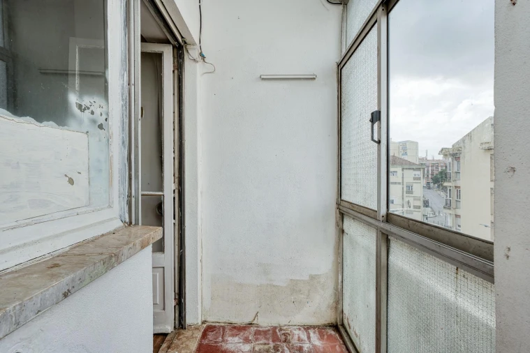 Apartamento T1 para Venda em Venteira Foto 6