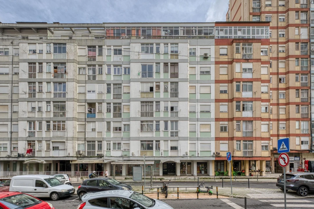 Apartamento T1 para Venda em Venteira Foto 17