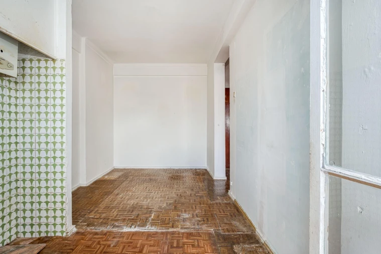 Apartamento T1 para Venda em Venteira Foto 7