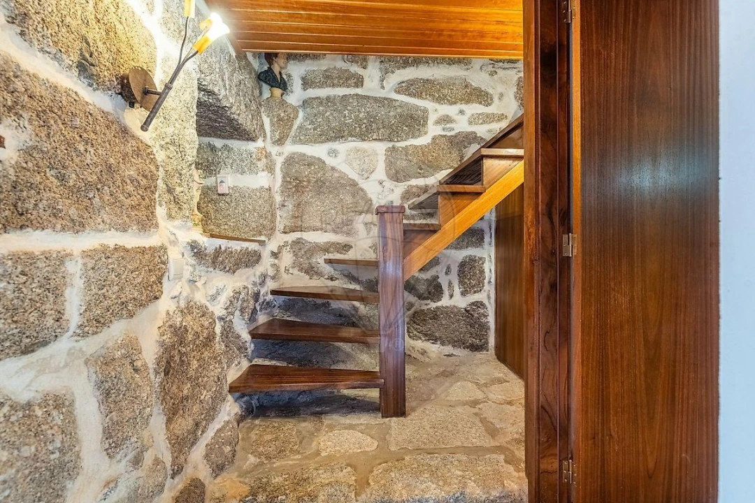 Moradia T4 para Venda em Ribeiros Foto 20