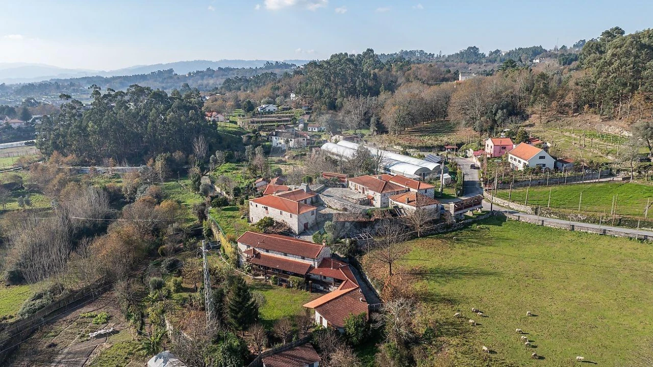 Moradia T4 para Venda em Ribeiros Foto 45