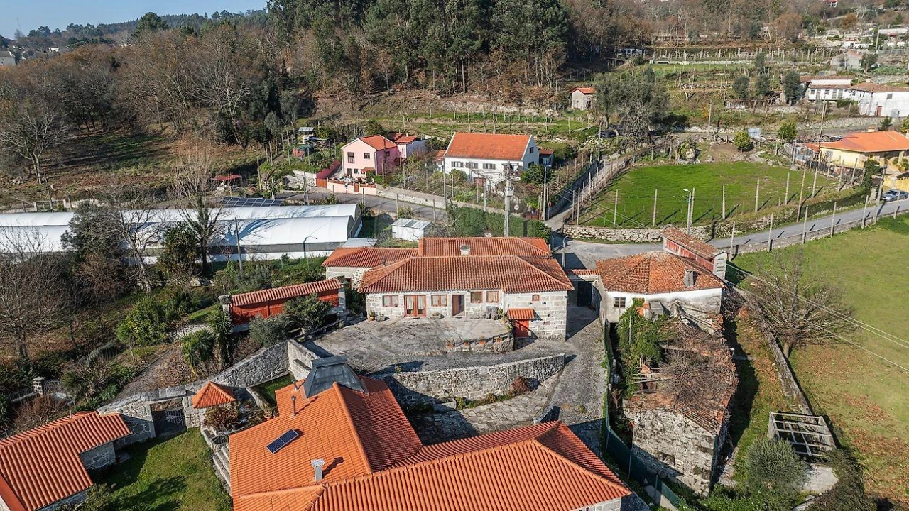 Moradia T4 para Venda em Ribeiros Foto 47