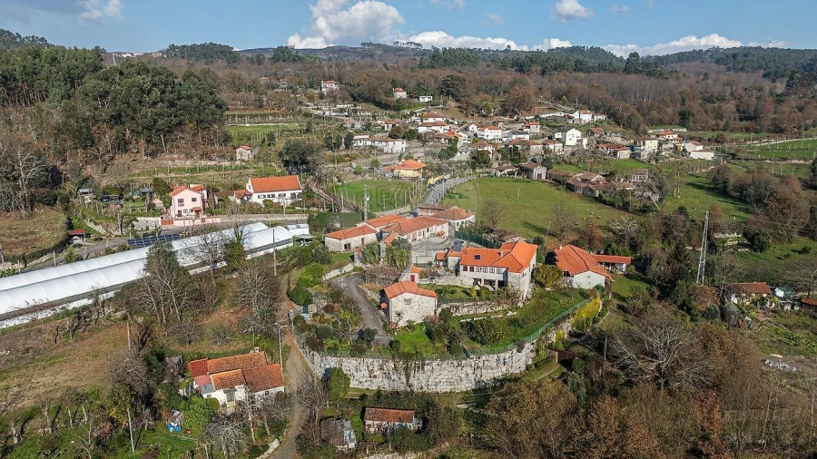 Moradia T4 para Venda em Ribeiros Foto 46