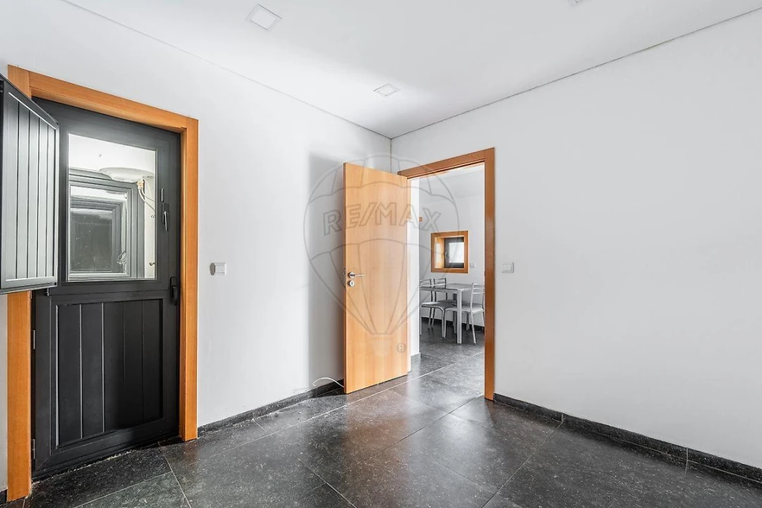 Moradia T3 para Venda em Fermentões Foto 22