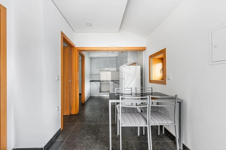 Moradia T3 para Venda em Fermentões Foto 17