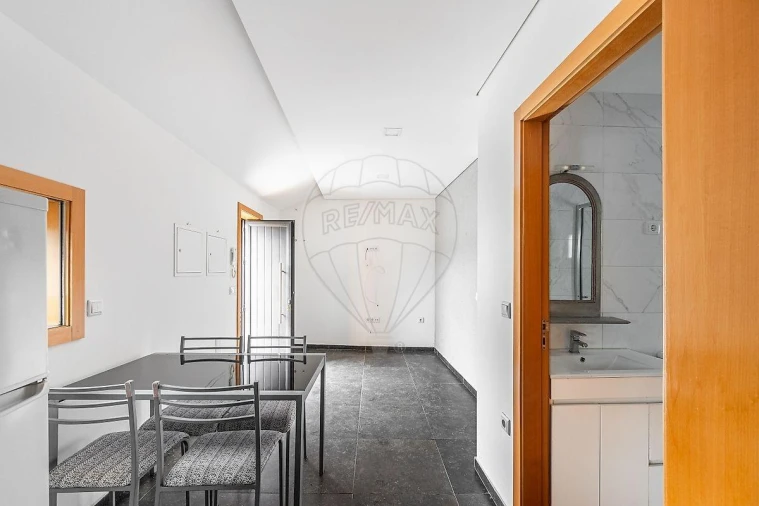 Moradia T3 para Venda em Fermentões Foto 2