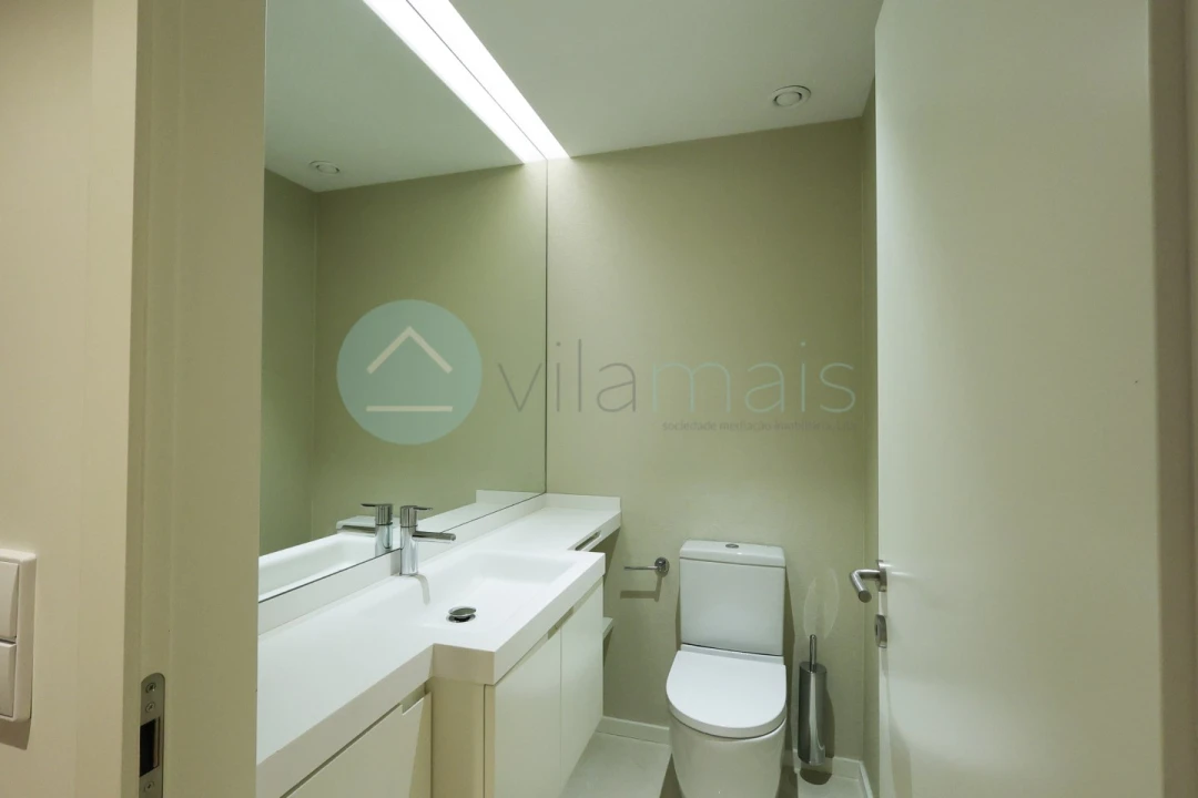 Apartamento T3 para Venda em Vila Nova da Telha Foto 4